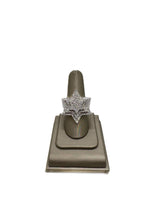 Load image into Gallery viewer, 2.13ctw White Gold Star Ring