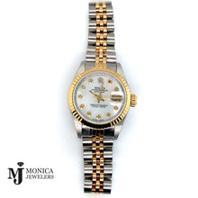 Cargar imagen en el visor de la galería, 26mm Preowned Ladies Rolex ‘91 T/T 18K/SS Jubilee White MOP Custom Dial W/ Papers