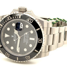 Cargar imagen en el visor de la galería, Preowned Rolex 116610LN Stainless Steel Submariner 40mm Black Dial Ceramic