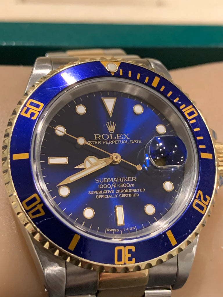 Preowned 16613 18k Stainless Steel Rolex Submariner 40mm Blue Dial