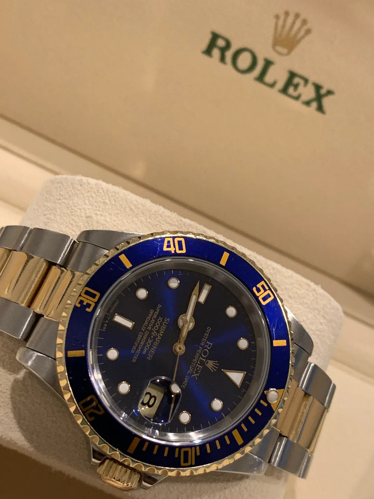 Preowned 16613 18k Stainless Steel Rolex Submariner 40mm Blue Dial