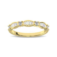 Load image into Gallery viewer, 14K Yellow Gold 1/4 Ctw Round and Tapper Diamond Band Ring