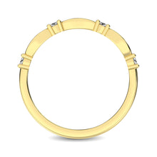 Cargar imagen en el visor de la galería, 14K Yellow Gold 1/4 Ctw Round and Tapper Diamond Band Ring