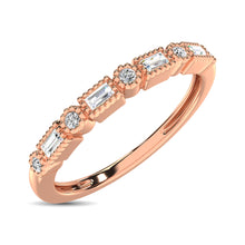 Load image into Gallery viewer, 14K Rose Gold 1/10 Ctw Round and Tapper Diamond Band Ring