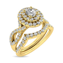 Cargar imagen en el visor de la galería, Diamond  Twist Shank Double Halo Bridal Ring 3/4 ct tw Oval Cut in 14K Yellow Gold