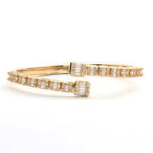 Cargar imagen en el visor de la galería, 14KY 3.65CTW DIAMOND CUFF BRACELET - BAGUETTE &amp;