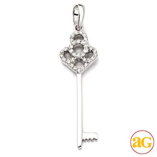 Cargar imagen en el visor de la galería, 14KW 0.20CTW DIAMOND OPEN DESIGN KEY PENDANT