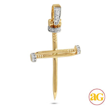 Cargar imagen en el visor de la galería, 10KY 0.05CTW DIAMOND NAILS CROSS PENDANT