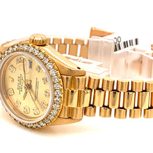 Load image into Gallery viewer, Preowned Ladies 26mm Presidential 18k 6917 Diamond Bezel Diamond dial