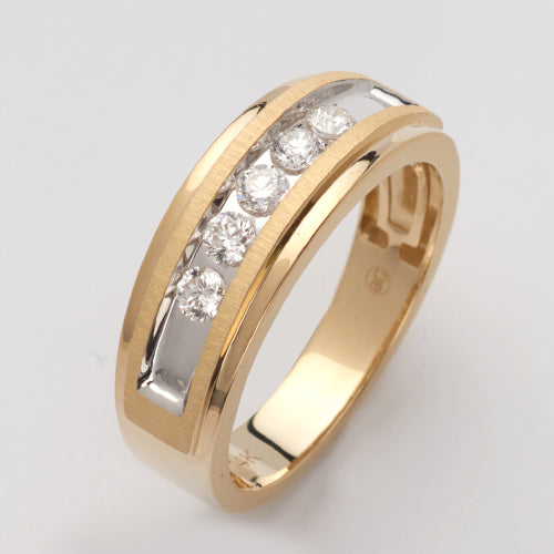 14KY+W 0.50CTW DIAMOND 5-STONE CHANNEL SET BAND