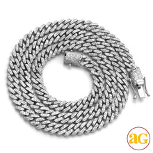 Cargar imagen en el visor de la galería, 10KW 5.25CTW DIAMOND SQUARE LINK MIAMI CUBAN CHAIN