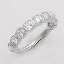 Load image into Gallery viewer, 14KW 1.85CTW CUSHION DIAMOND 9-STONE BAND