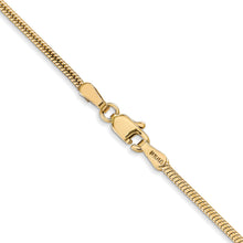 Cargar imagen en el visor de la galería, 14k 1.6mm Round Snake Chain