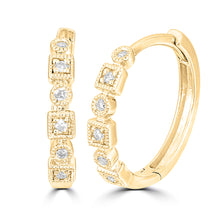 Cargar imagen en el visor de la galería, 14K Yellow Gold 1/10 Ct.Tw. Diamond  Stackable Hoop Earrings