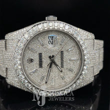 Load image into Gallery viewer, Preowned 41mm Stainless Rolex Bussdown | 116300 | 28 carats | Baguette Diamond Dial